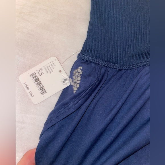 Free People Movement - Picture 3 of 5